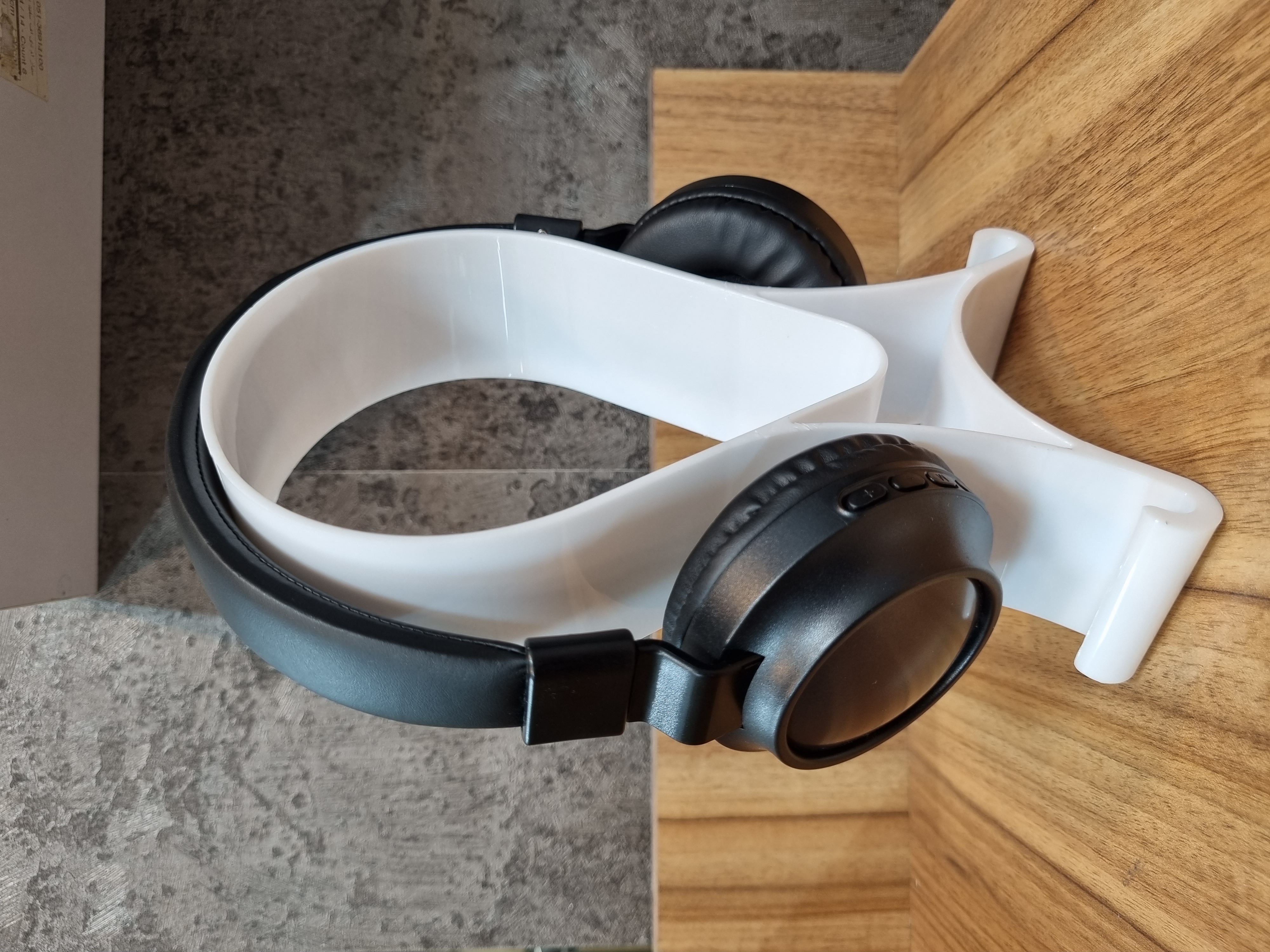 هدست بی‌سیم استودیویی حرفه ای AKZ33 روی‌گوشی - بلوتوث ۵.۳، درایور ۴۰mm HiFi، باتری ۲۳ ساعته استندبای